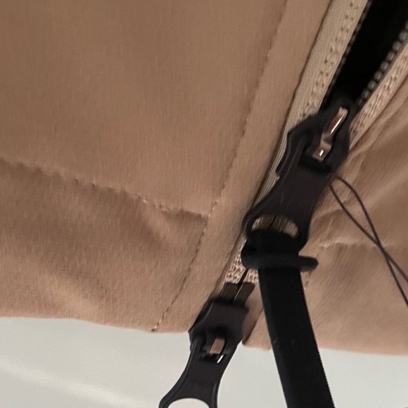 Nike Pro Training Jacket with Hood - Picture 12 of 16